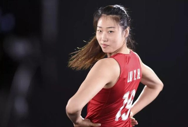 预测首发阵容:主攻刘晓彤和刘晏含,副攻胡铭媛和杨涵玉,接应龚翔宇