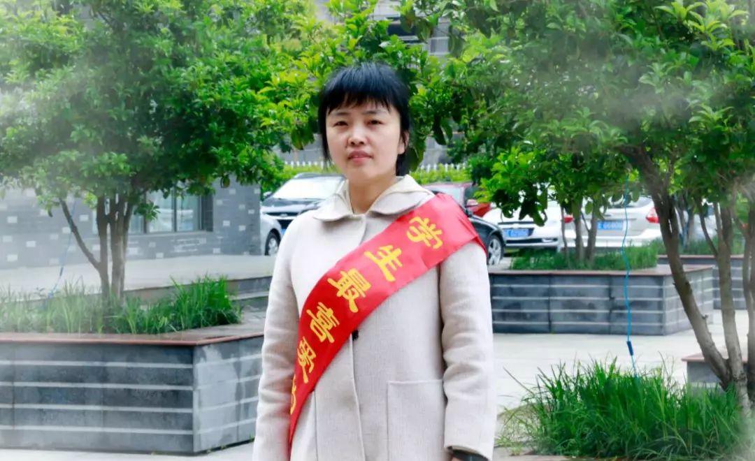 教育教学创佳绩立德树人书新篇