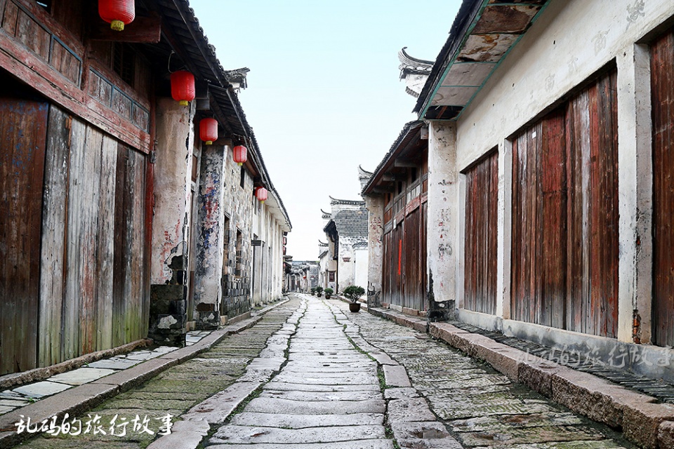 因水路发达,老街自宋代开始繁荣,明清时期成为重要的水运码头,素有"楚