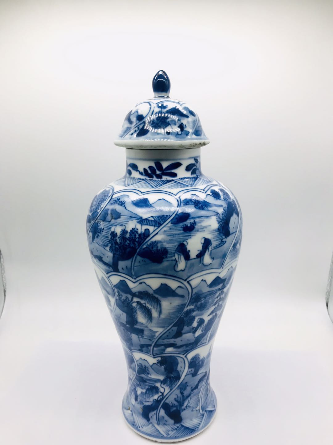 真品:目前,现在古玩市场上的"赝品海捞瓷"品种最多的是宋元明几代的