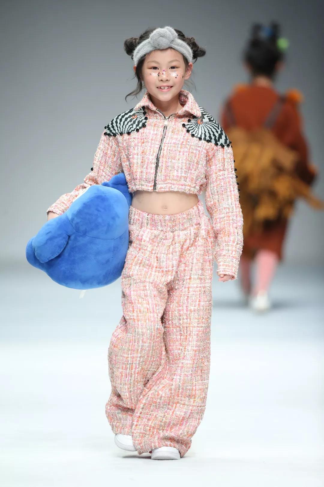 上海时装周piupiuamore2019秋冬童装发布秀