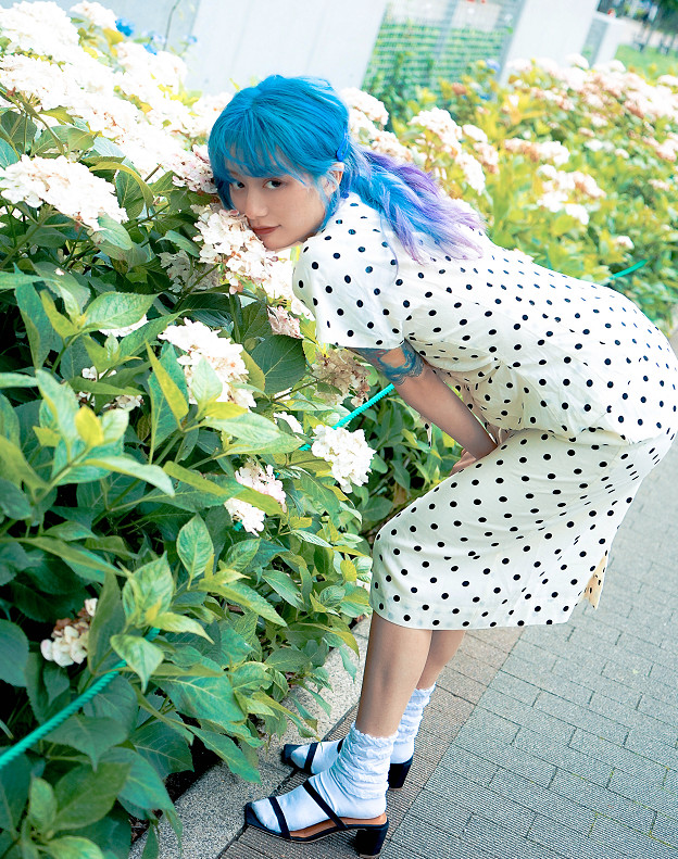 原创李诞老婆黑尾酱丑出新高度造型乱搭超辣眼被嘲像陈奕迅老婆