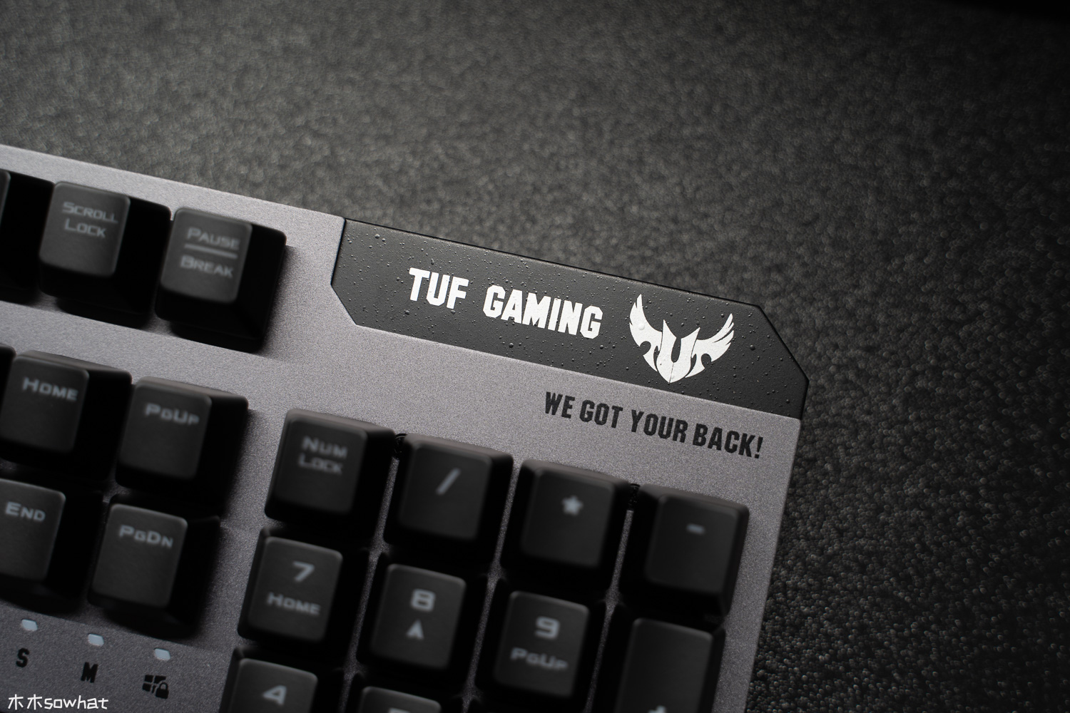 光速出击防尘防水asustufgamingk7光轴机械电竞键盘体验