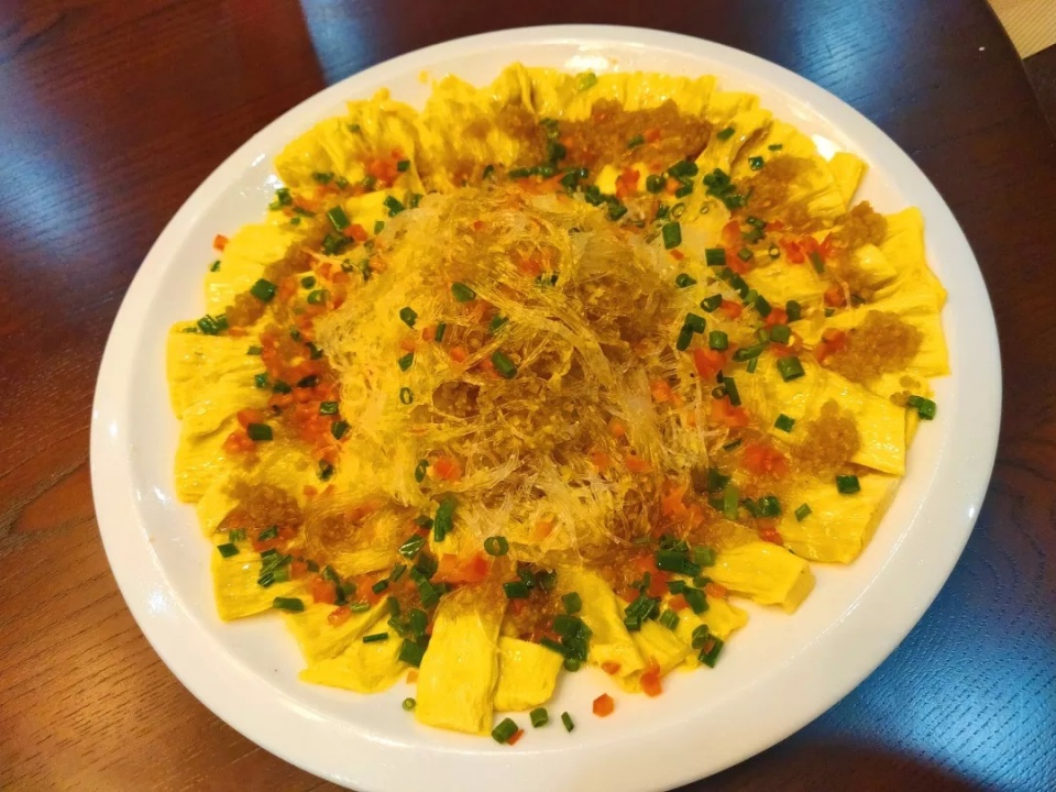 湘味小炒肉67一道经典的湘味家常菜,肉质选择有讲究,烹饪也是有技巧