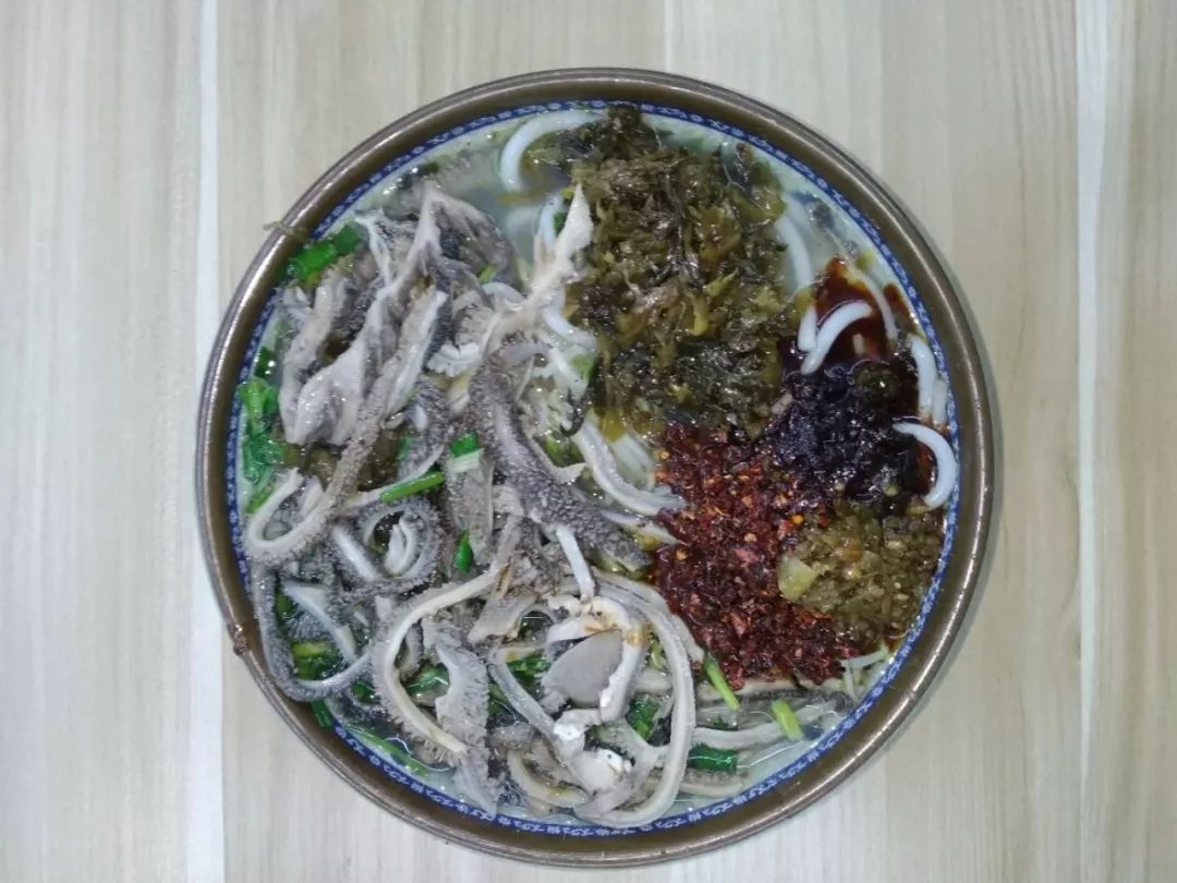 吃一次就被勾了魂儿!快去烟台这家羊肉米粉,两人同行一人免单!_贵州