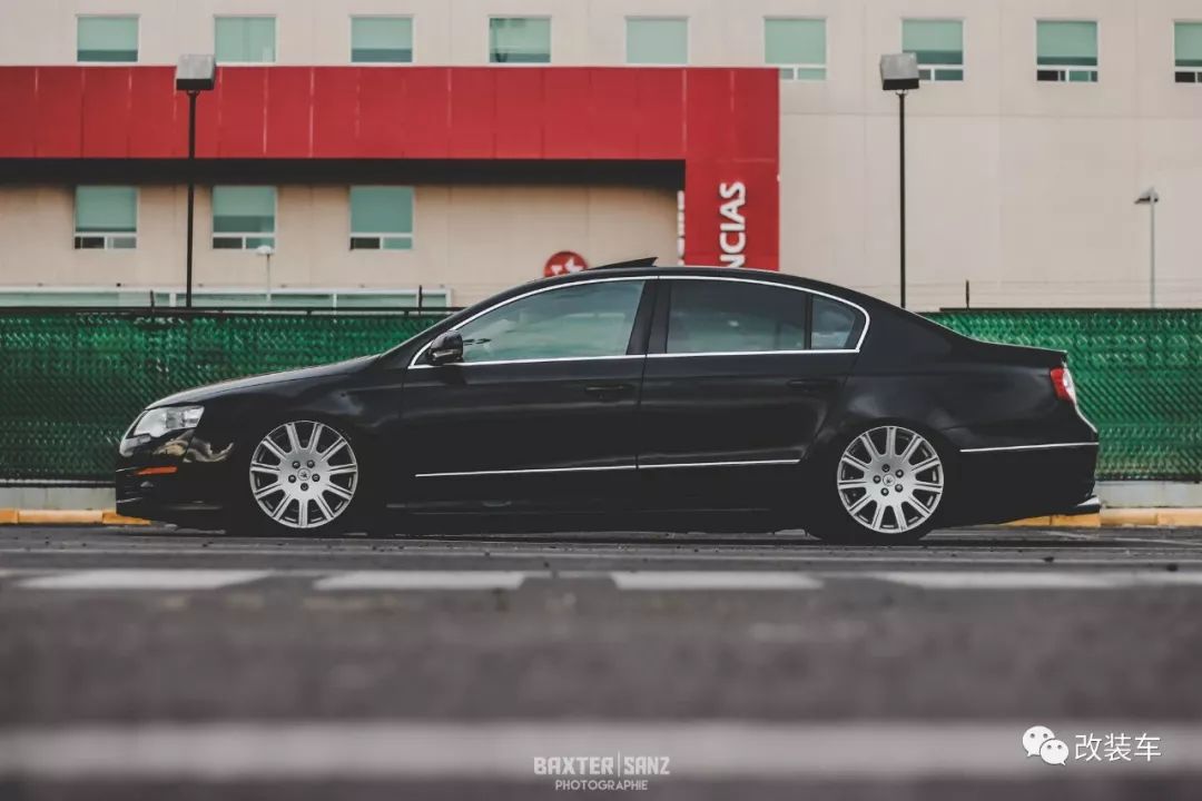 花费五六万买辆大众迈腾b6混搭玛莎拉蒂轮毂后逼格十足