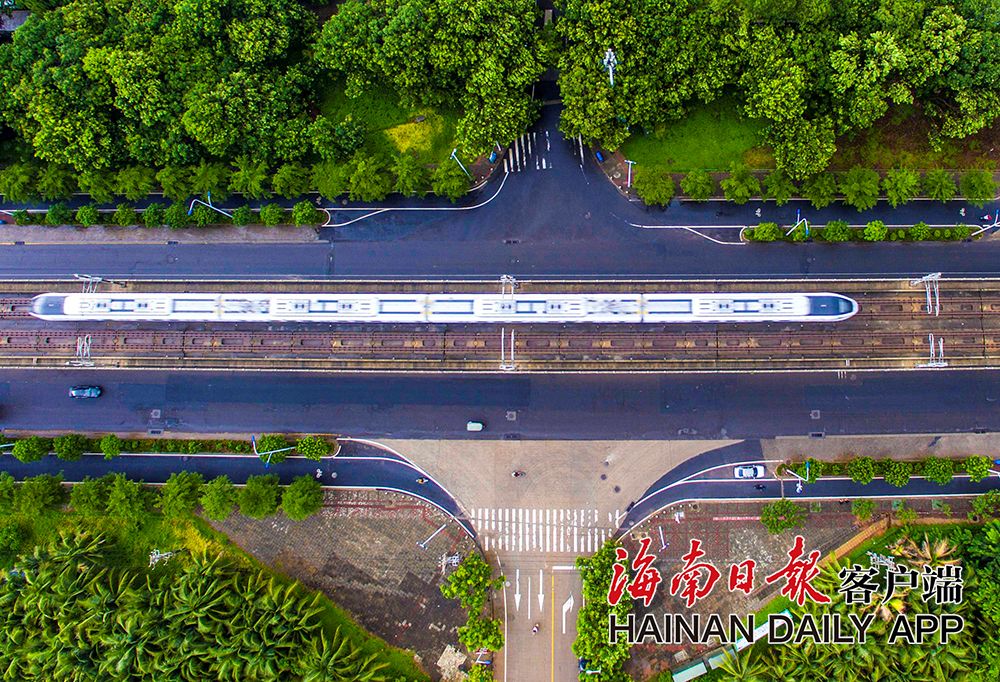 必看坐著城鐵去上班海口市郊列車運行時刻表來了