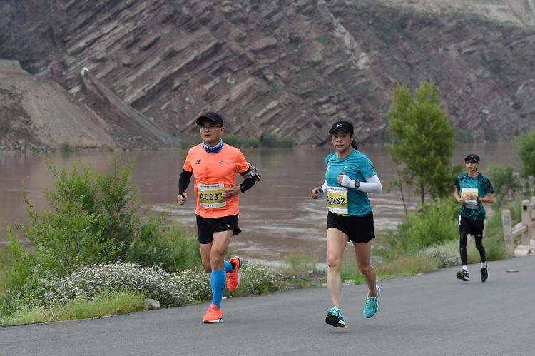 兰州网红小镇达川镇——兰州举行黄河徒步越野赛