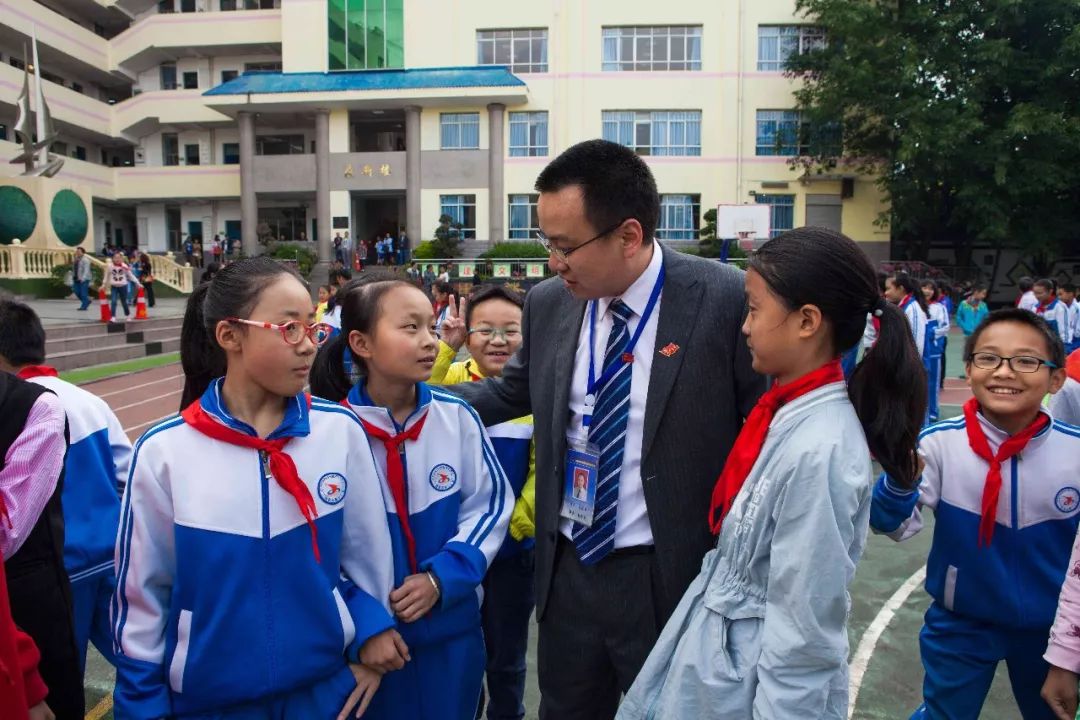 西昌市第二小学图片