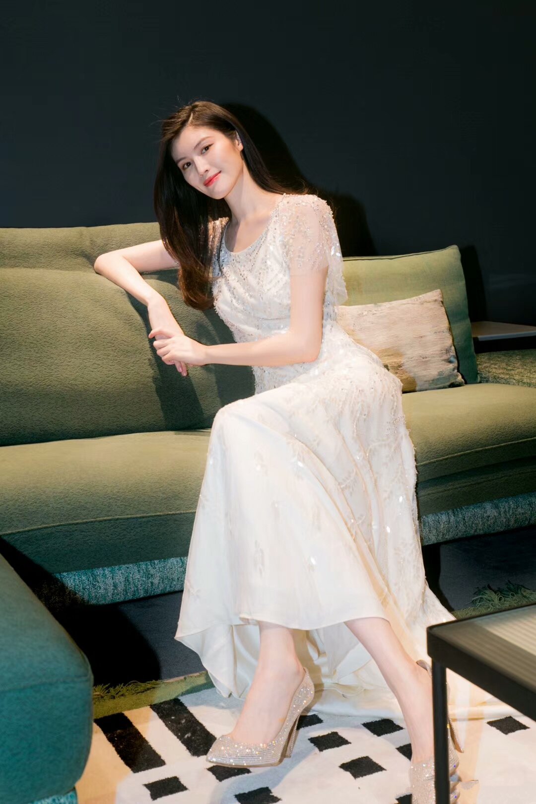 何穗亮相顾家家居2019形象款产品发布会