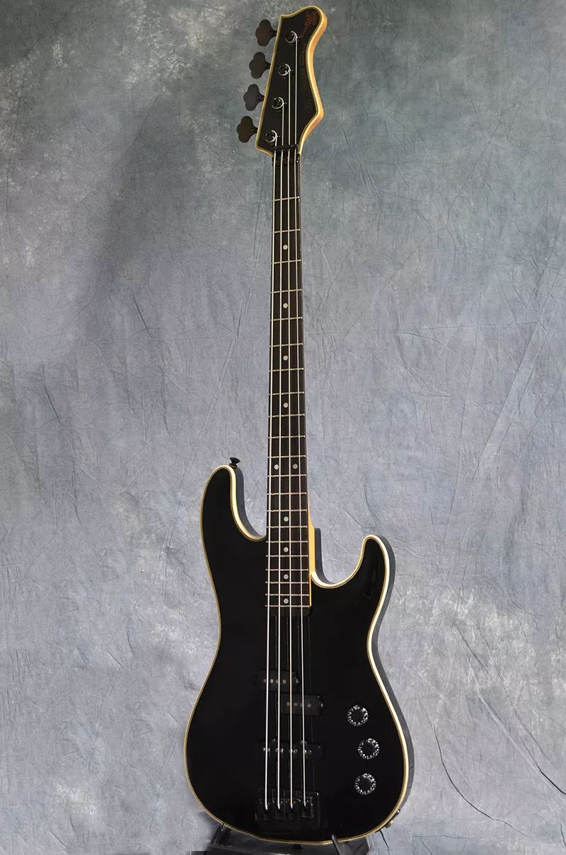 客户回馈大促多款二手电吉他电贝司让利促销中