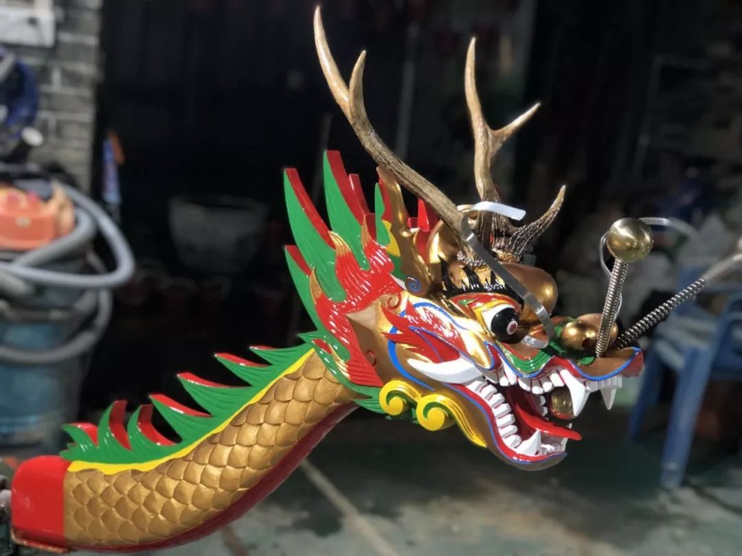 活动广州龙舟文化知多少最年轻的龙头老大为你讲解