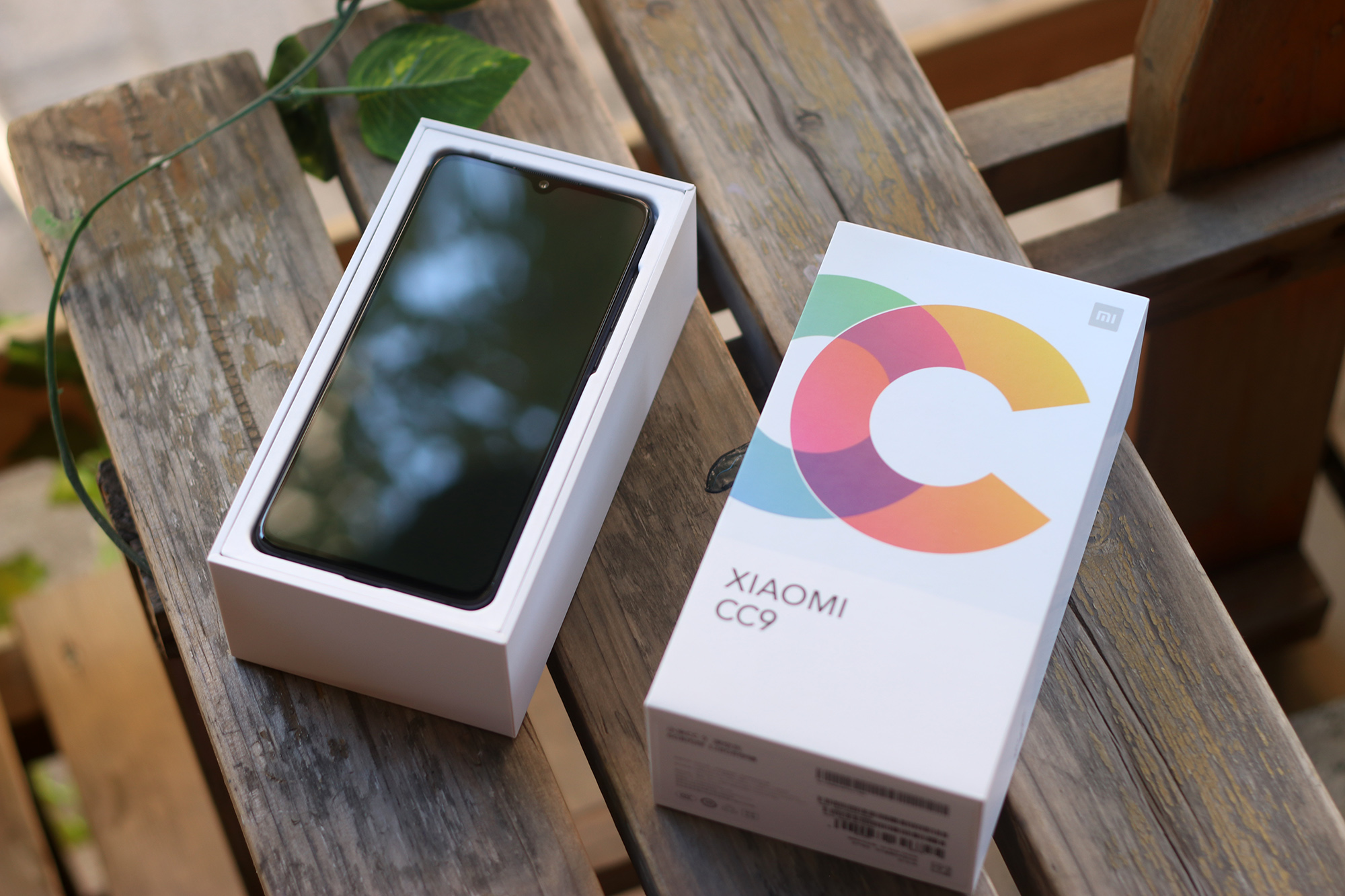 小米cc9开箱高颜值拍照手机仅1799元起要和ov抢女性市场