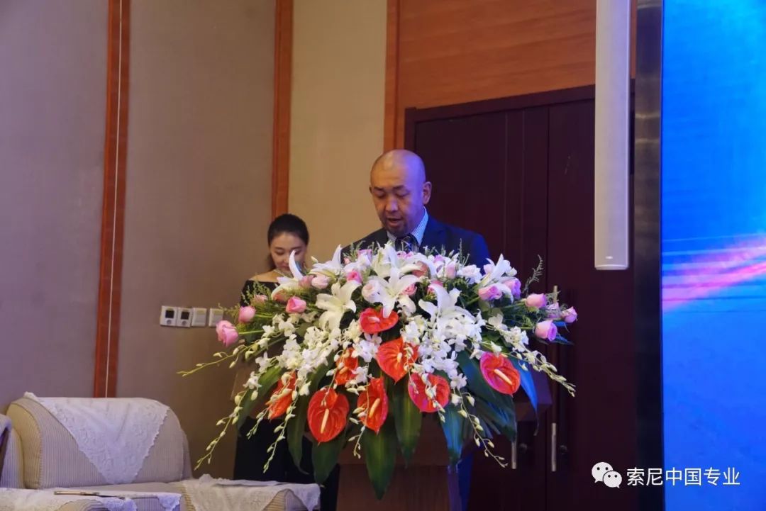 索尼向川传交付百余台超高清摄像机，全球首套“小魔盒”落户川传！