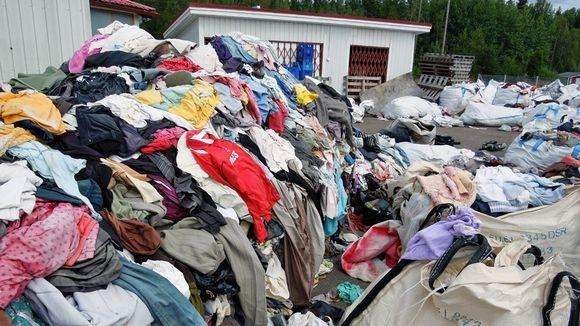 垃圾分类把上海人逼疯了那13亿吨的纺织废料算什么垃圾