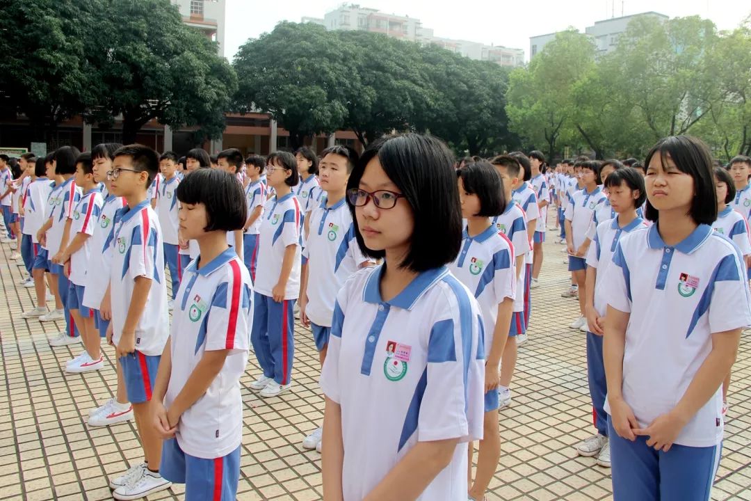 雷波县金沙中学图片