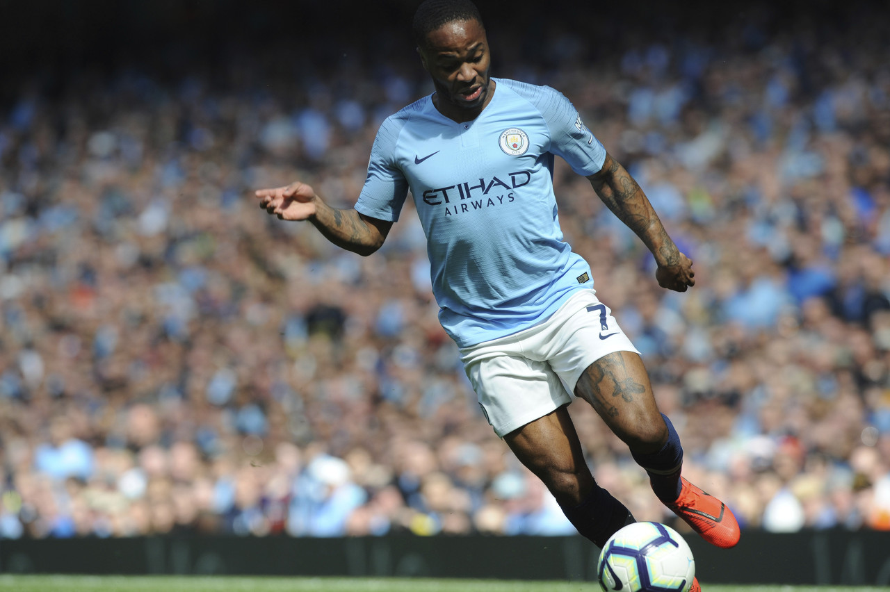 斯特林:现在很喜欢曼彻斯特的生活,未来可能出国踢球