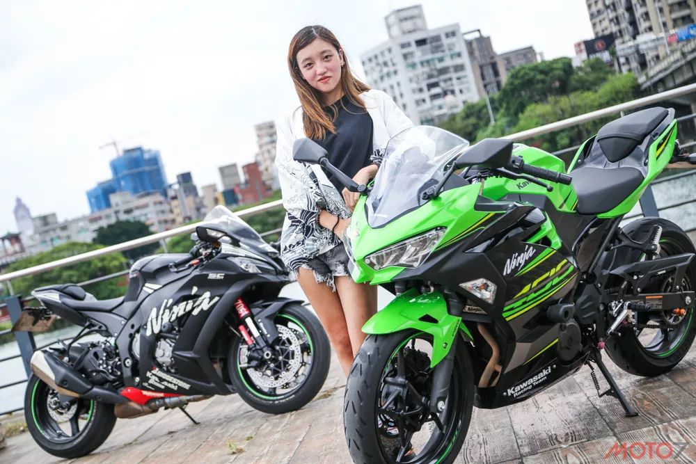 女忍当自强女骑士与kawasakininja400