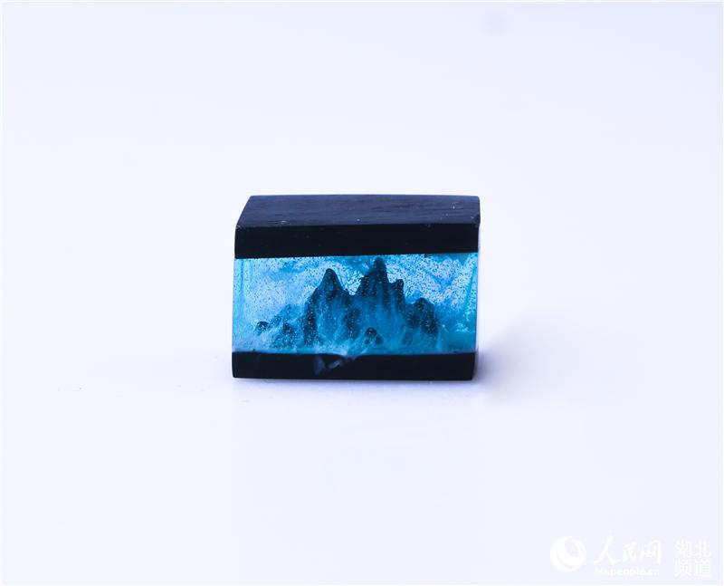 香甜诱人的水果竟是女孩的耳饰 高校滴胶手工艺品大赛颜值爆表