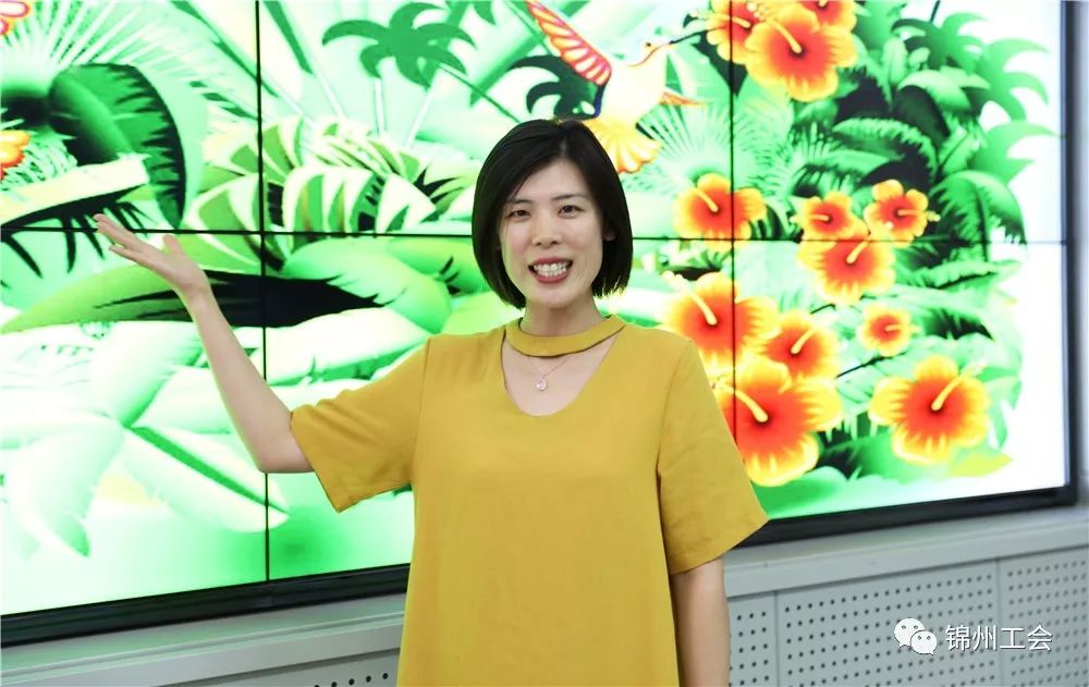 不一样的巡讲我市优秀青年教师登台讲授示范课