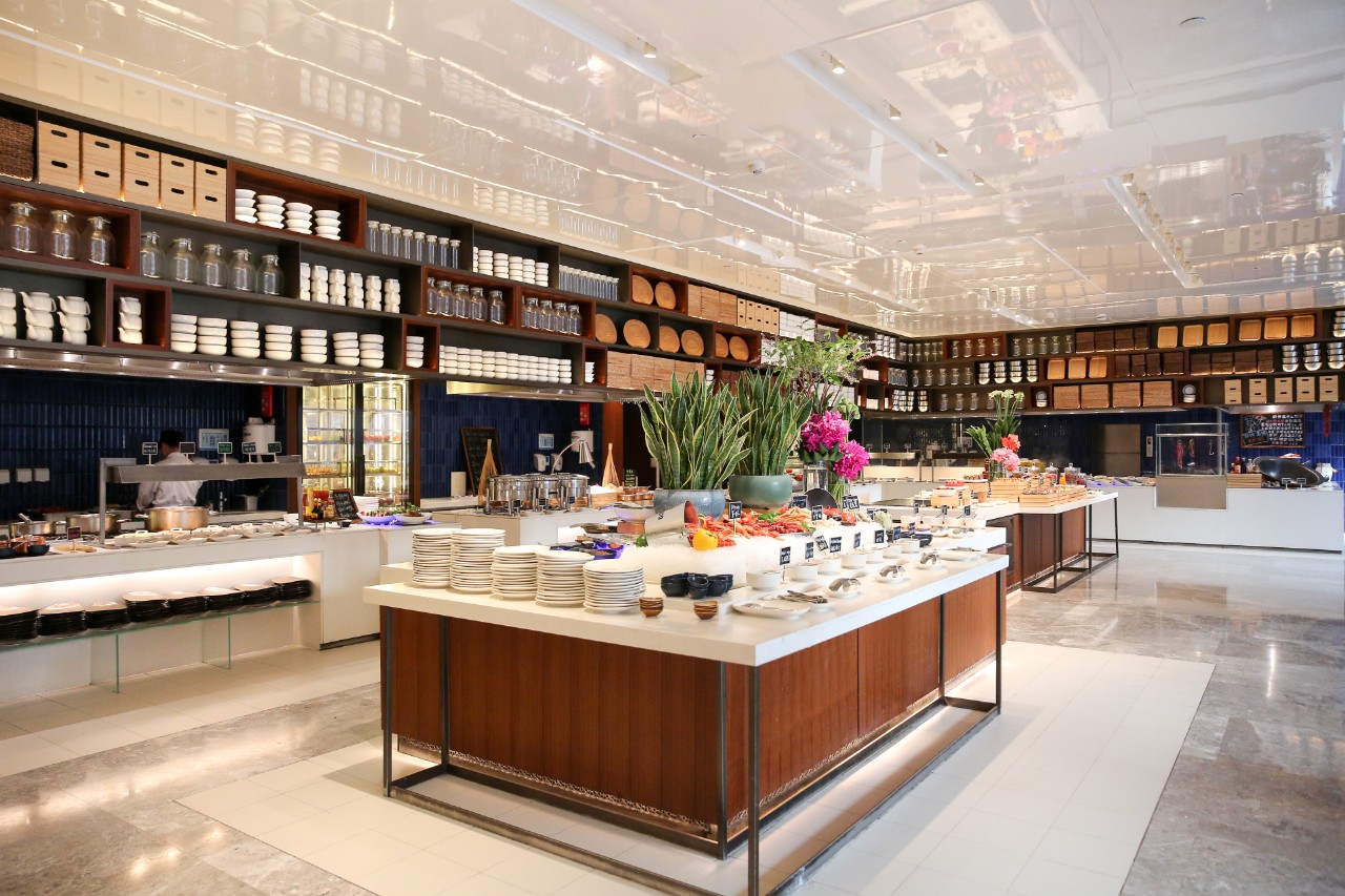 上海虹桥这家自助餐厅,248元就可以实现小龙虾&榴莲自由!