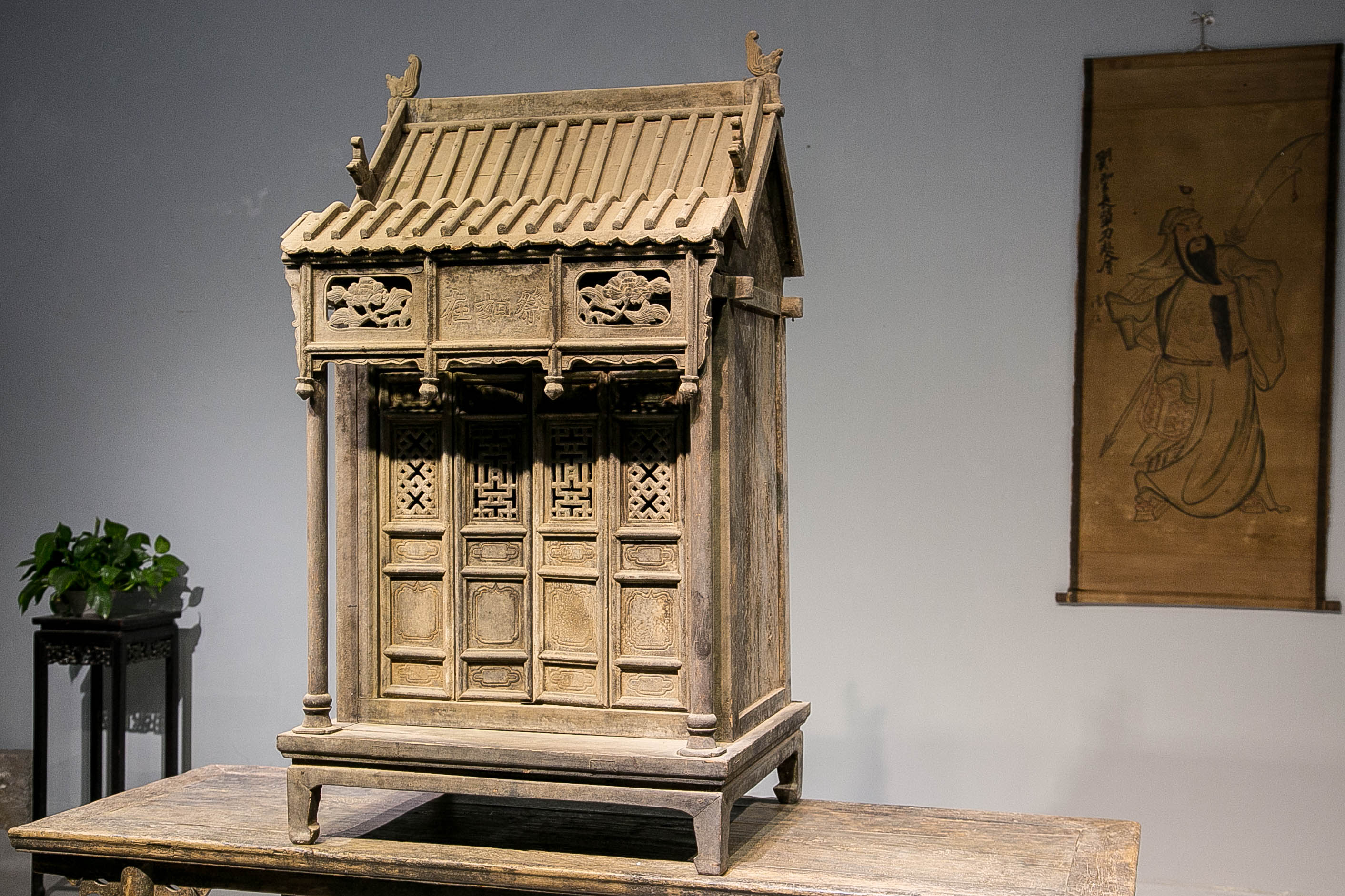 明清老家具之清早期高古佛龛