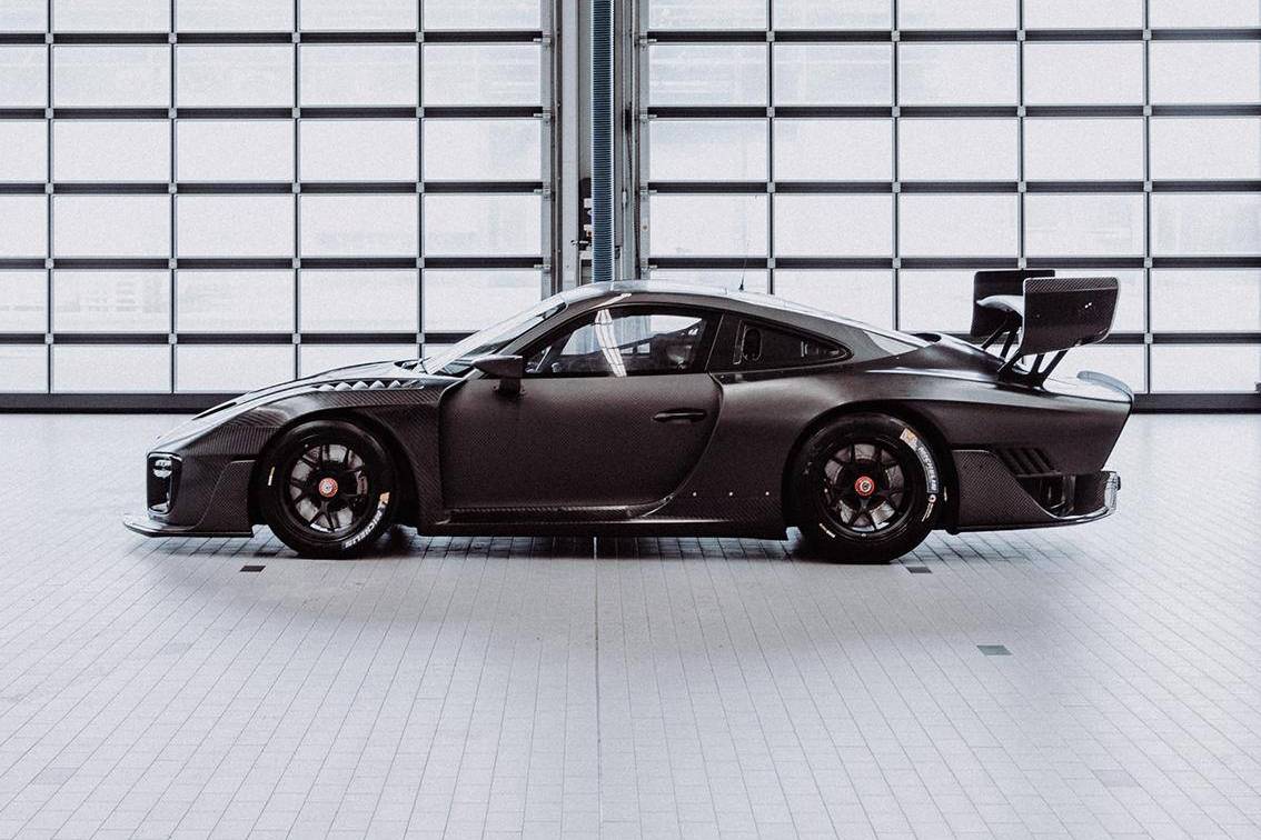 保时捷限量定制车型935全碳纤维车身