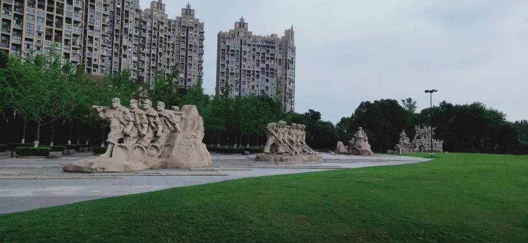 围垦文化广场★在1964年,下沙仍是一片被钱塘江水肆虐冲刷的沙地
