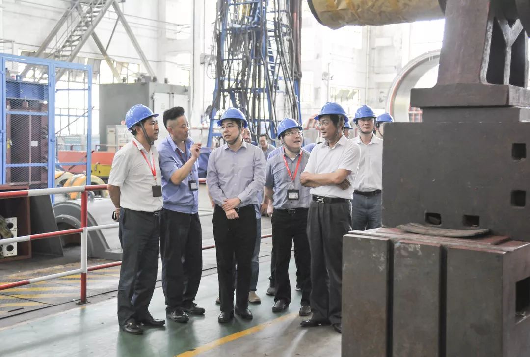 黄瓯赴上电调研并开展安全生产检查