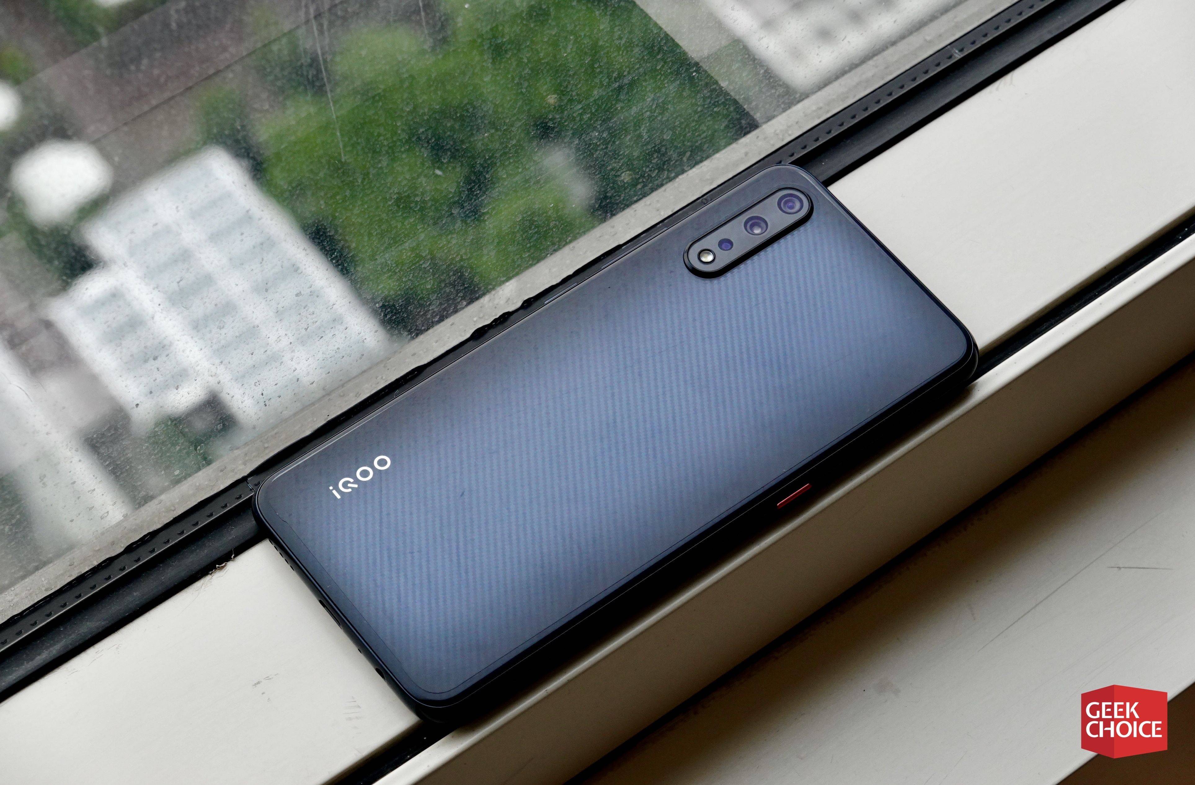 iqooneo上手骁龙8454500毫安时独一份的高性价比