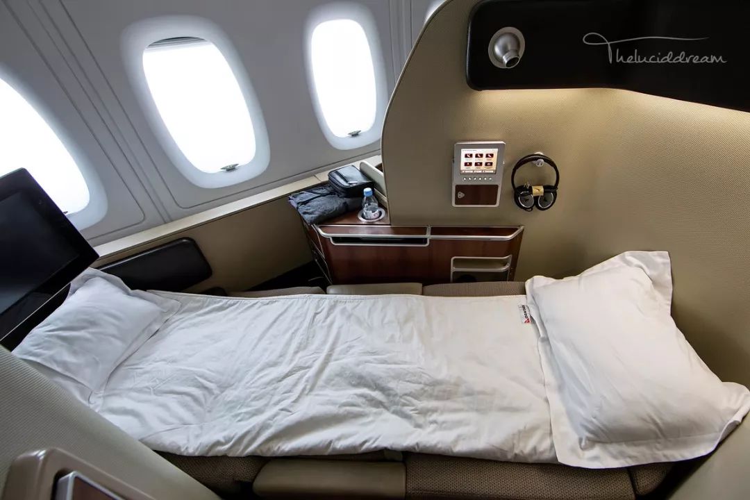 【飞行】十年时间,我睡遍了所有空中客车a380客机上的床