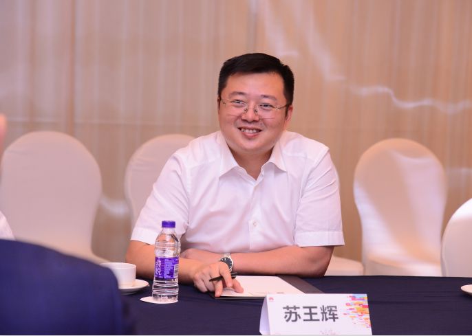 智勇双全丨泸州老窖与华为全面合作两大国货之光强强联合