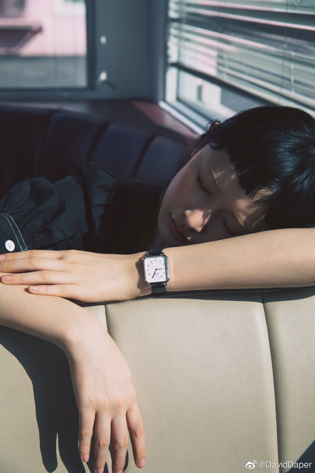 魏安琪演绎戴维德珀手表广告