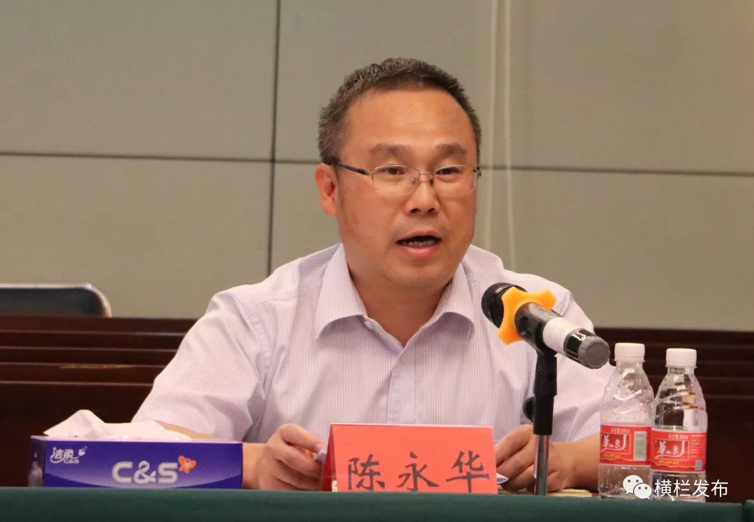 镇党委委员魏子华向与会人员详细介绍了我镇乡村振兴工作相关情况.