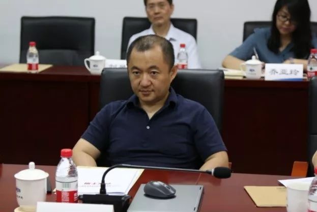 樊健生表示,期刊评价标准应坚持定性评价与定量评价相结合,影响因子不