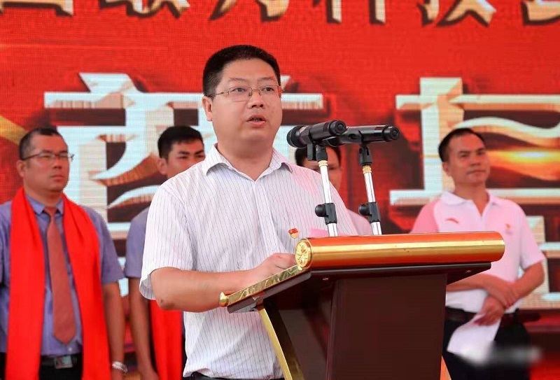 山口镇乡村振兴项目建设推进会暨广西敢为科技公司手机fpc天线项目