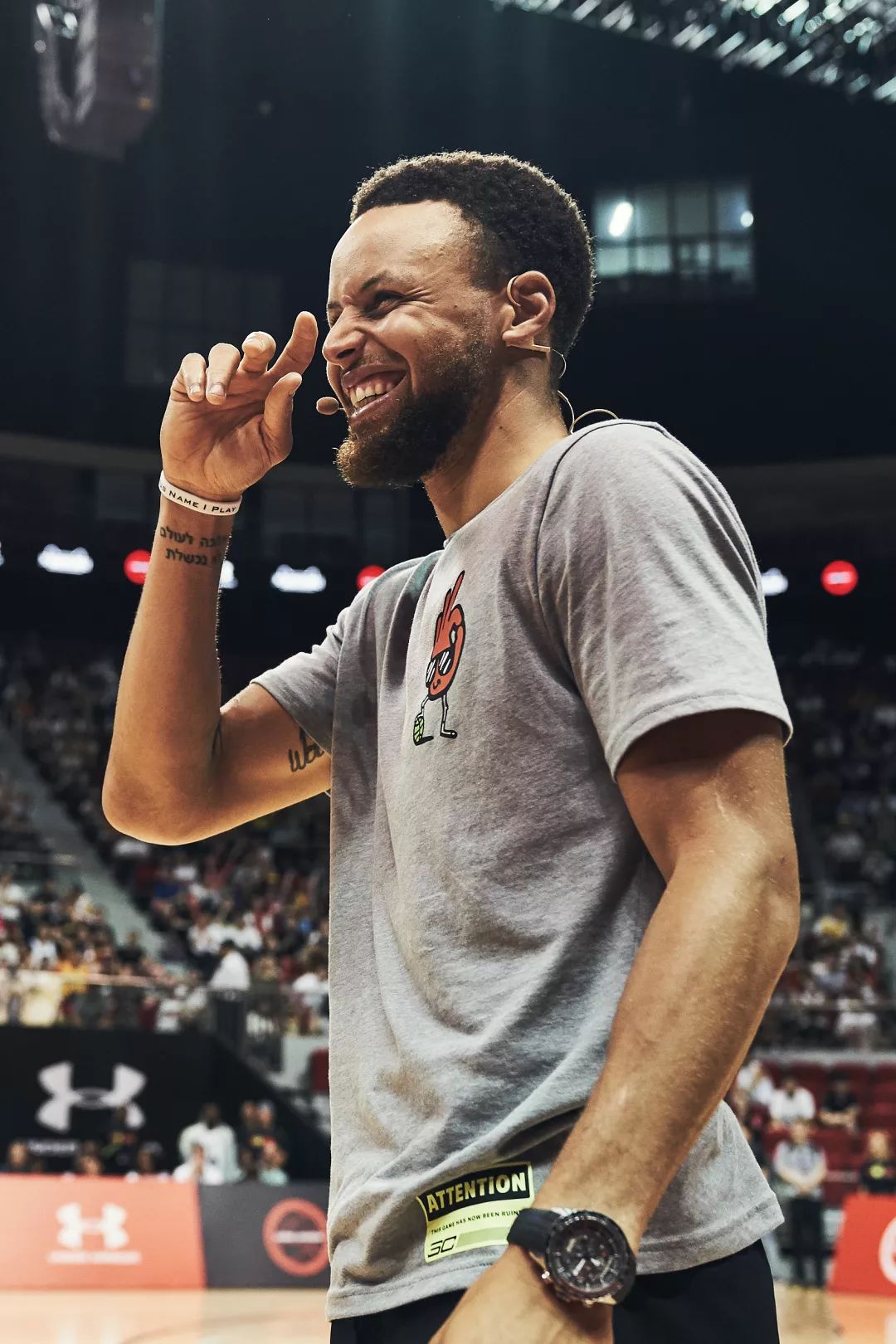 今年夏天,curry 如何成为了人们的「快乐源泉」?_中国