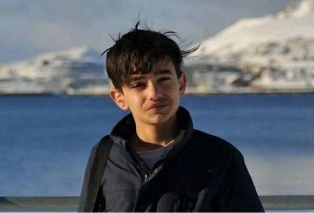 何以为家赞恩那么温柔善良希望每个人都像他一样坚强勇敢