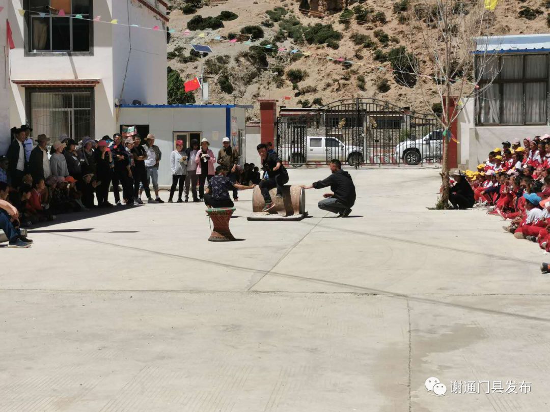 谢通门县达那普乡开展庆七一农牧民运动会