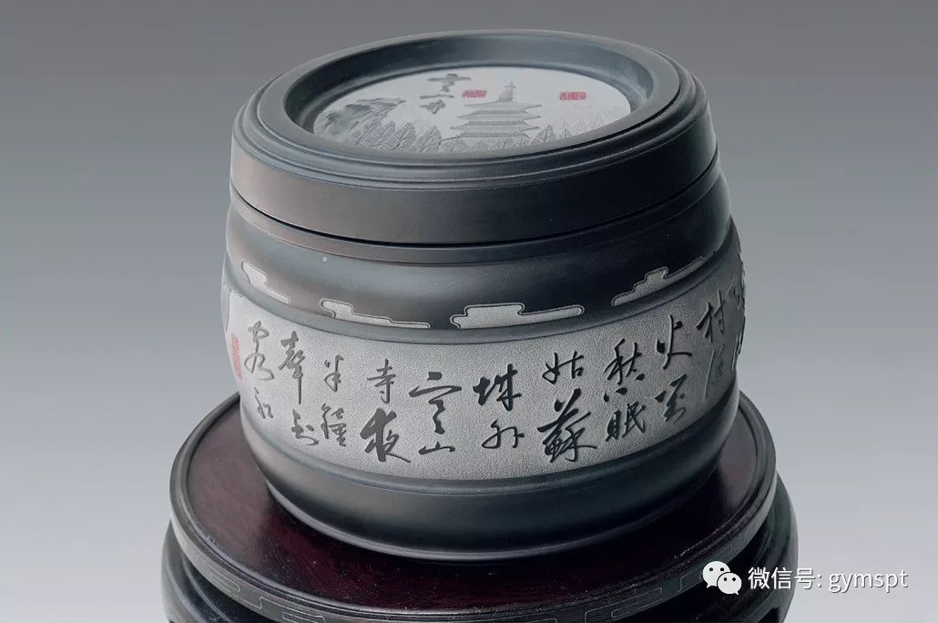 古朴典雅的陆慕蟋蟀盆