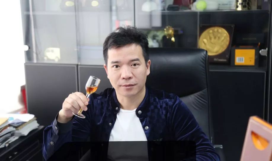 那么酵素都有哪些神奇之处,竟让李小兵如此痴狂?