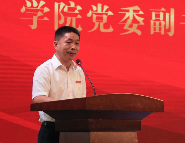 江西理工大学应用科学学院隆重举行2019届毕业生毕业典礼暨学士学位