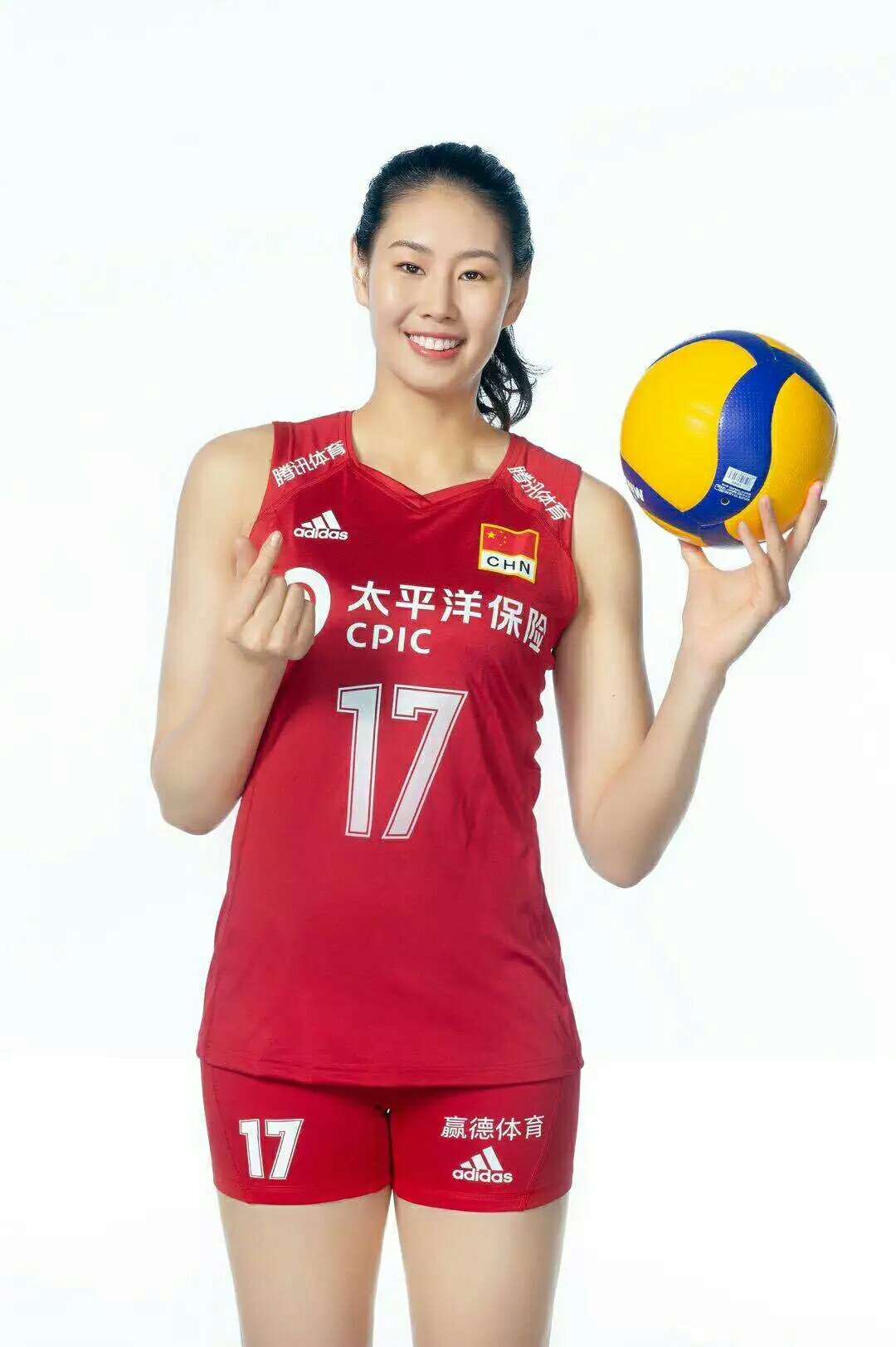 女排最美新装写真照上线为何两核心缺席着实有点遗憾