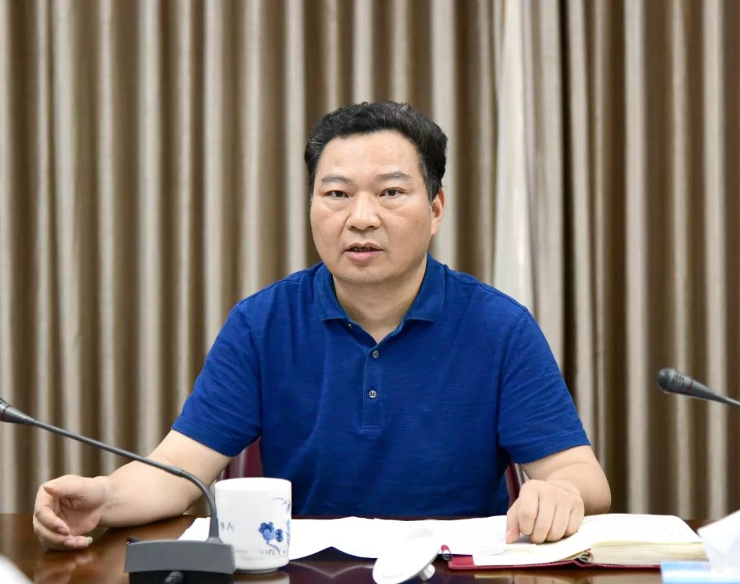 要闻邓自强召开全区巡视整改工作调度会