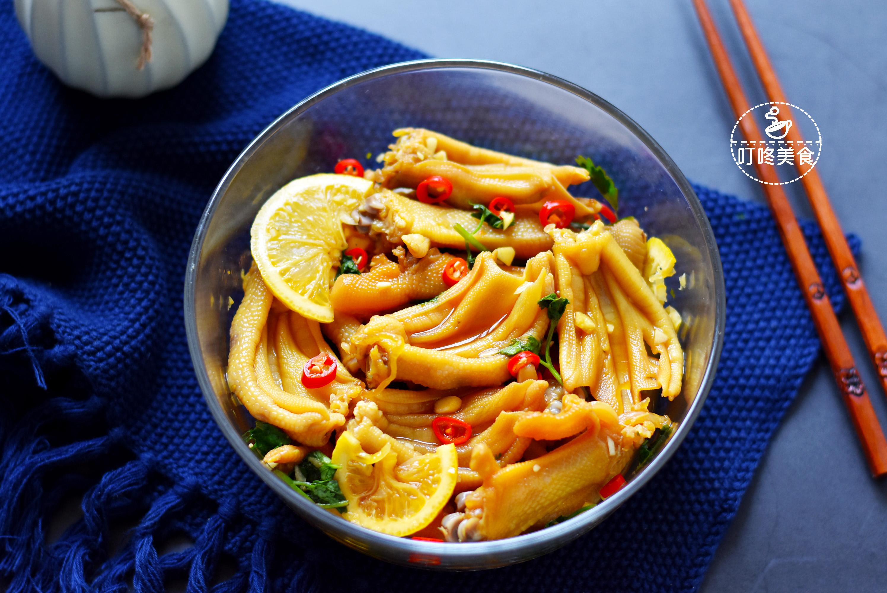 天太热没食欲,就做这道懒人凉菜,q弹又爽口,吃完一盘才过瘾_鸭掌