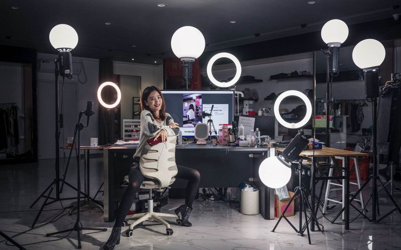 mcn官方机构让直播成为企业标配,大妈大叔也能直播卖货年入百万-搜狐