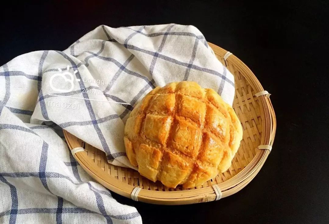 烘焙菠萝馅的菠萝包配方|酥软香甜