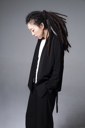 李上安新单执此一念正式上线寂静唱腔分享片刻简单