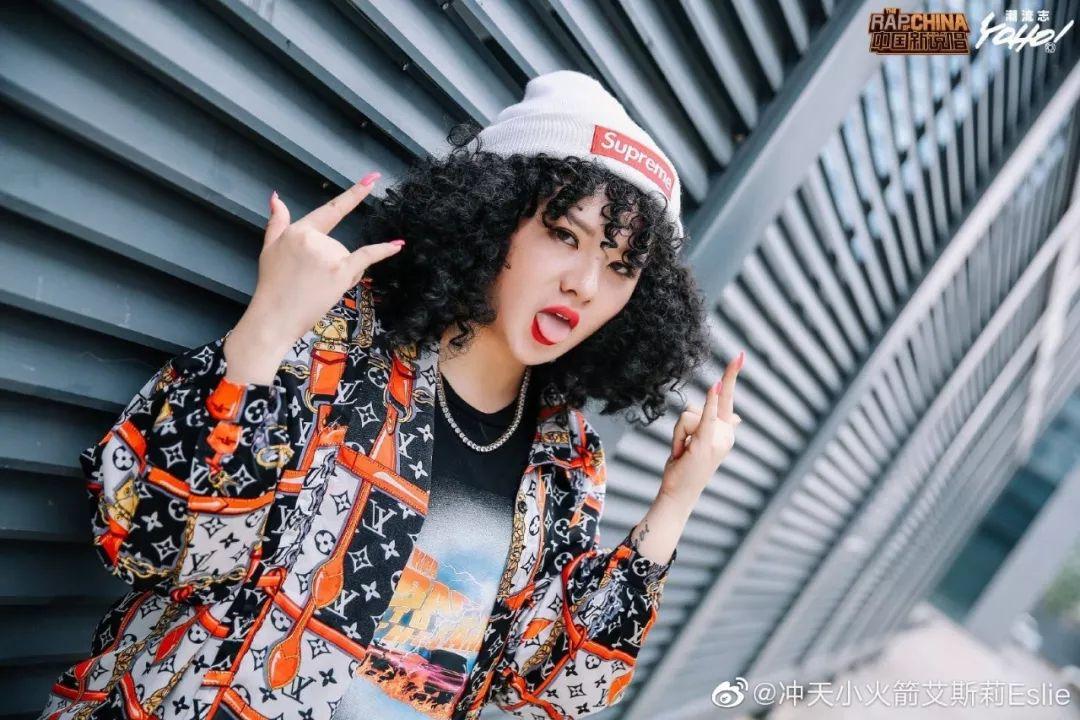 女rapper就只能靠脸靠身材?上位比登天还难!新说唱再引热议