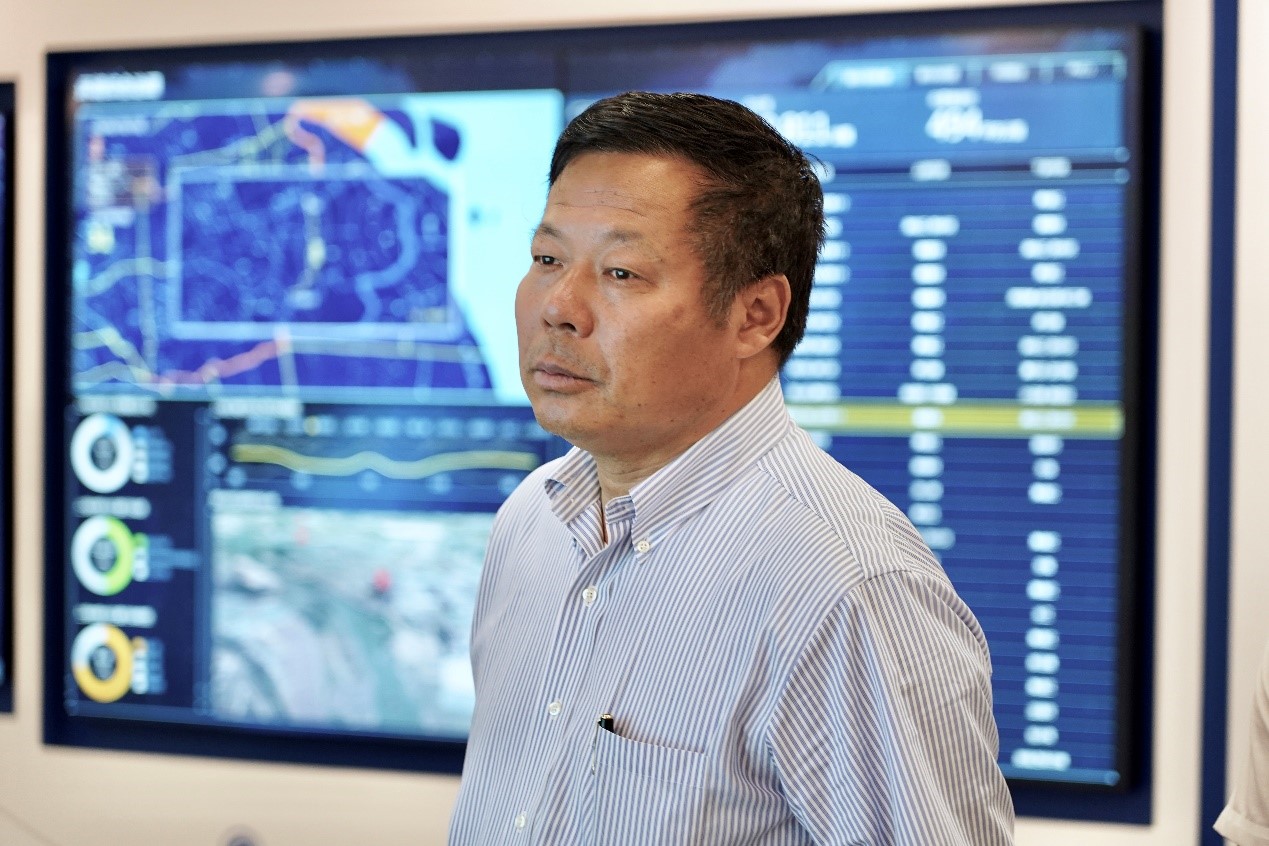 全国人大代表,中南集团董事长陈锦石一行参访上海数据交易中心